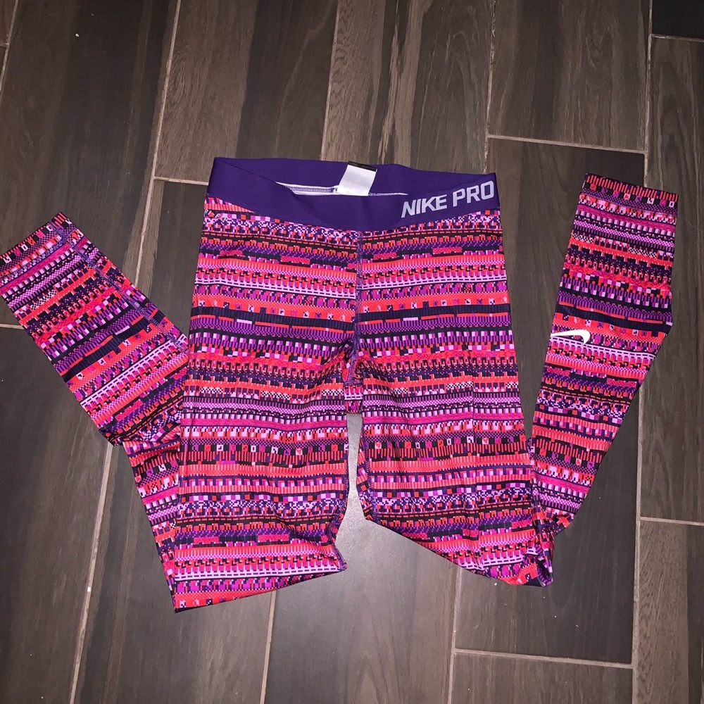 Nike Pro leggings